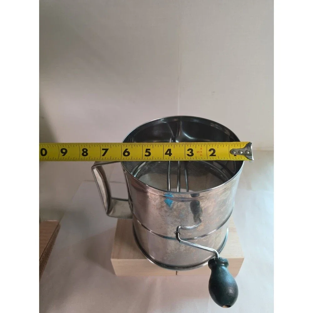 Vintage Extra Large Sifter 8-Cup Hand Crank Flour  Dry Ingredients Sifter Green